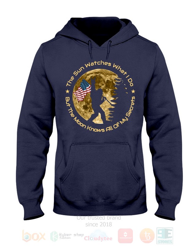 Bigfoot-The-Sun-Watches-I-Do-American-Flag-Hoodie-Shirt-3